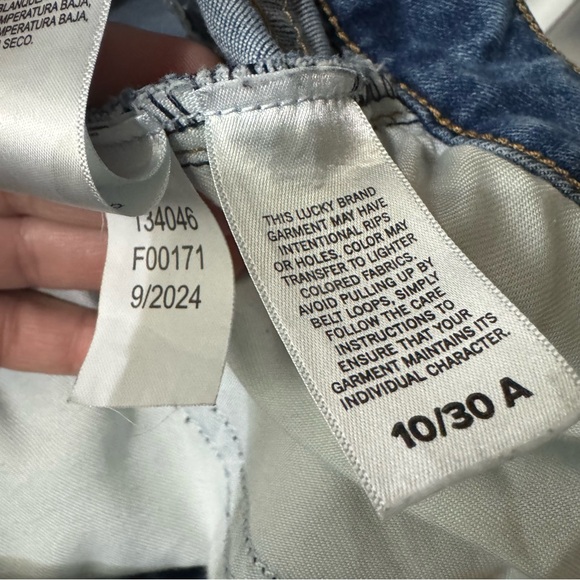 Lucky Brand Jeans size 10 super Flare low rise casual stretch‎ denim Jeans - Picture 9 of 9